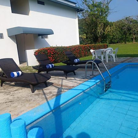 Hotel Los Leones ปาเลงเก ภายนอก รูปภาพ